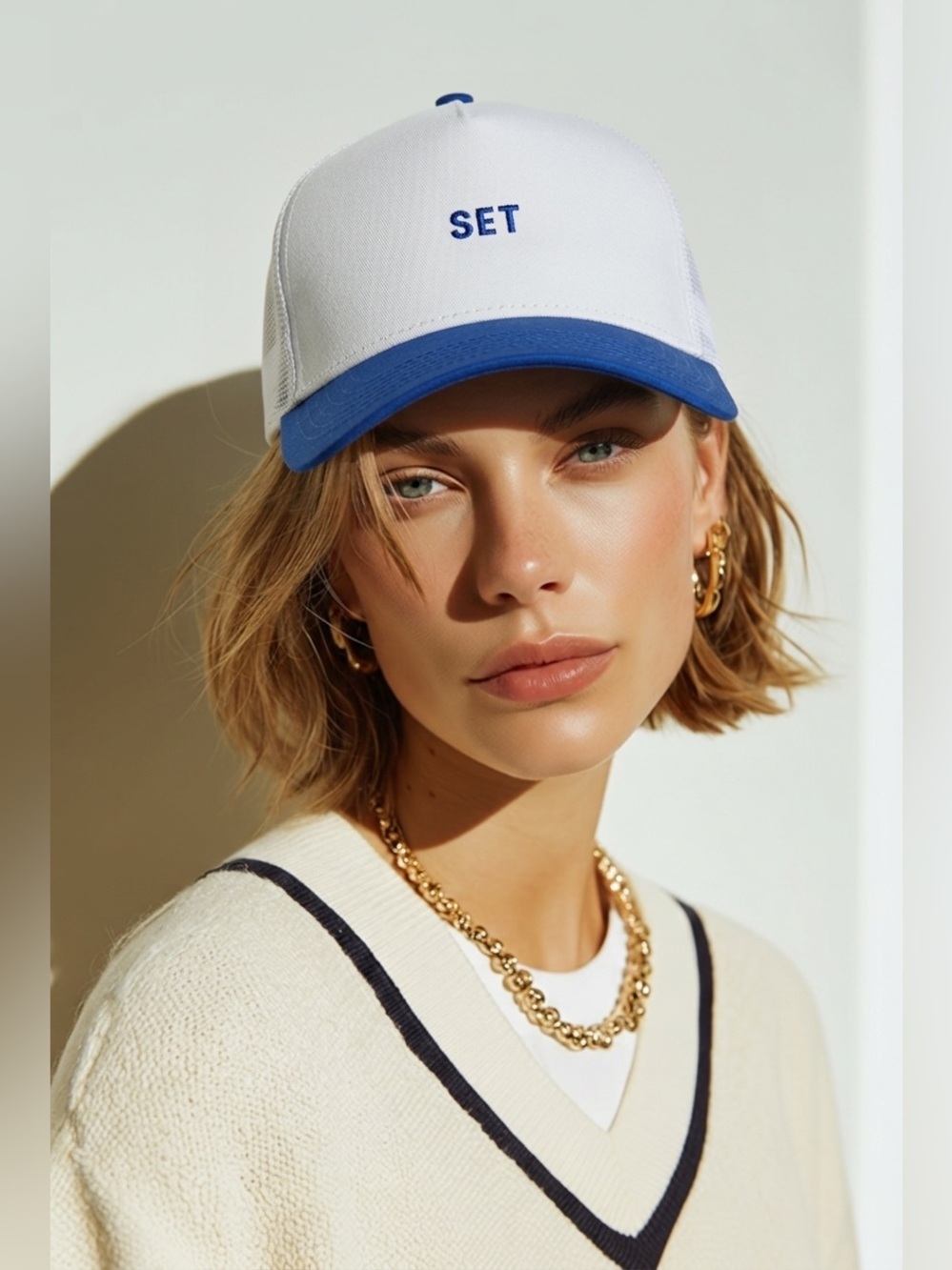 NWT SET Actives White Baseball Cap Blue Brim Embroidered SET Logo Adjustable